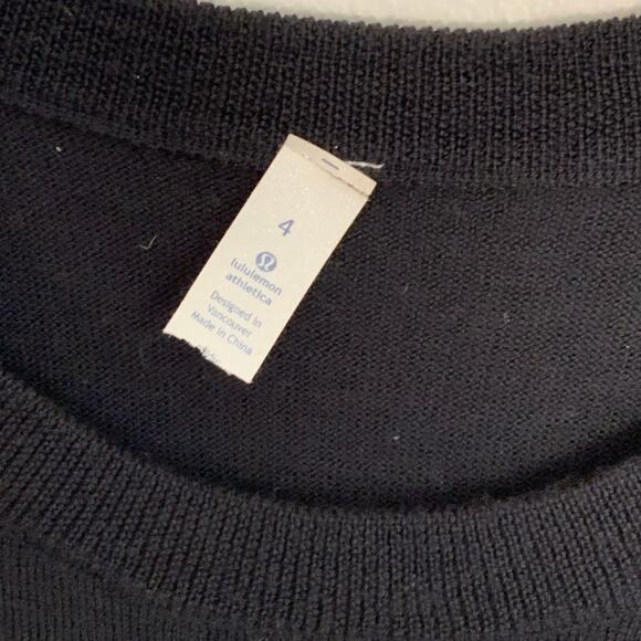 Lululemon Black Women's sweater size‎ 4 - Picture 2 of 4